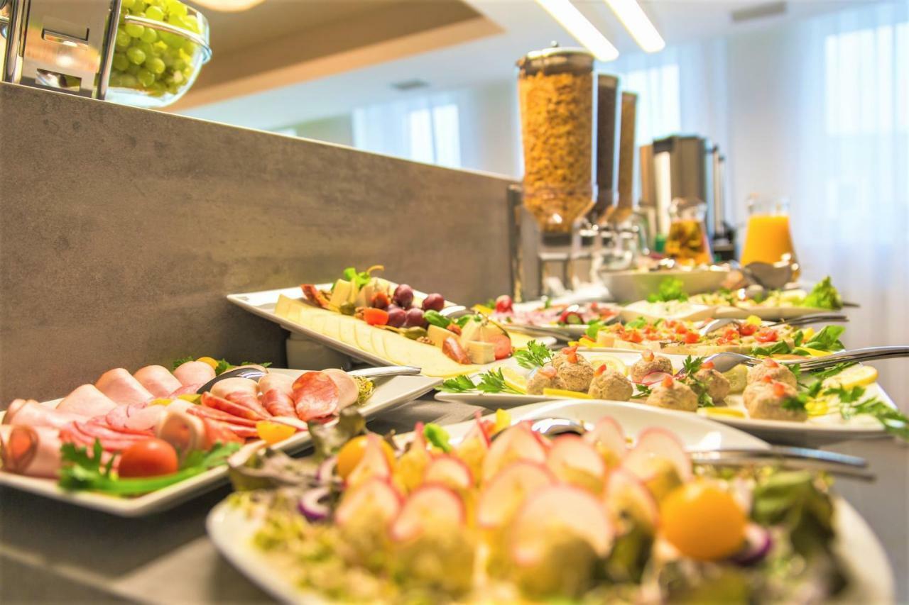 Hotel Quattro شتيتشينيك المظهر الخارجي الصورة
